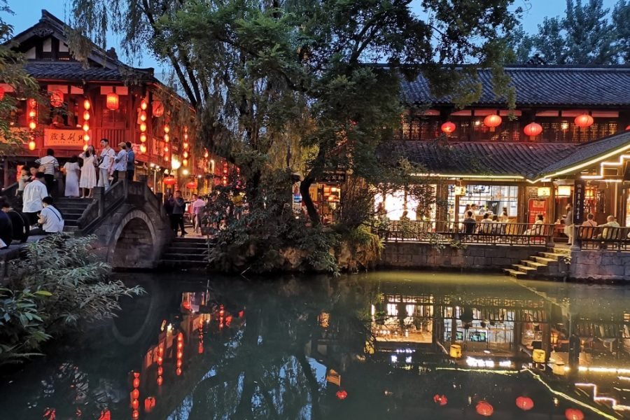 Wuhou Shrine, Jinli, Wenshu Monastery & Wenshufang Day Tour